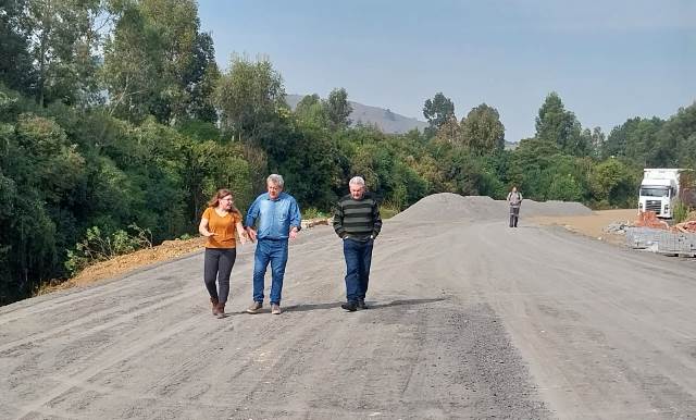 Evolução das obras no trecho 02 da Avenida Ponte Grande