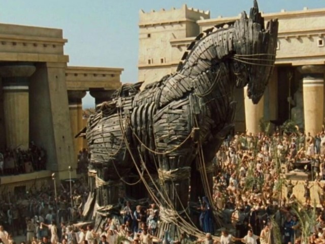 gregos-e-troianos-1