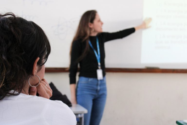 Inscrições para participar do processo seletivo de ACTs da rede estadual de SC estão abertas
