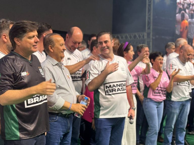 MDB e PL selam aproximação em grande encontro com mais de 6 mil