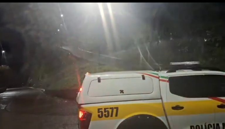 Ventos de 100km/h na Serra do Rio do Rastro 