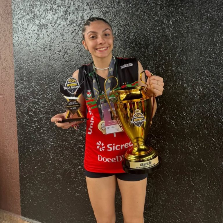Com 16 anos, atleta lageana vai jogar Vôlei nos EUA