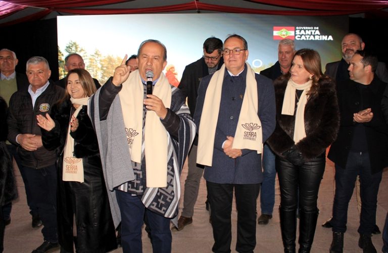 Governador anuncia durante a Estação Inverno, criação do Pronamp Turismo