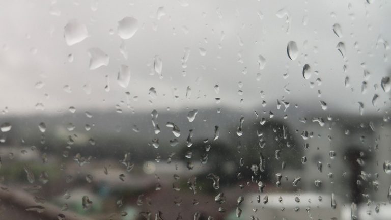DEFESA CIVIL: Chuva intensa e temporais nesta sexta-feira em Lages